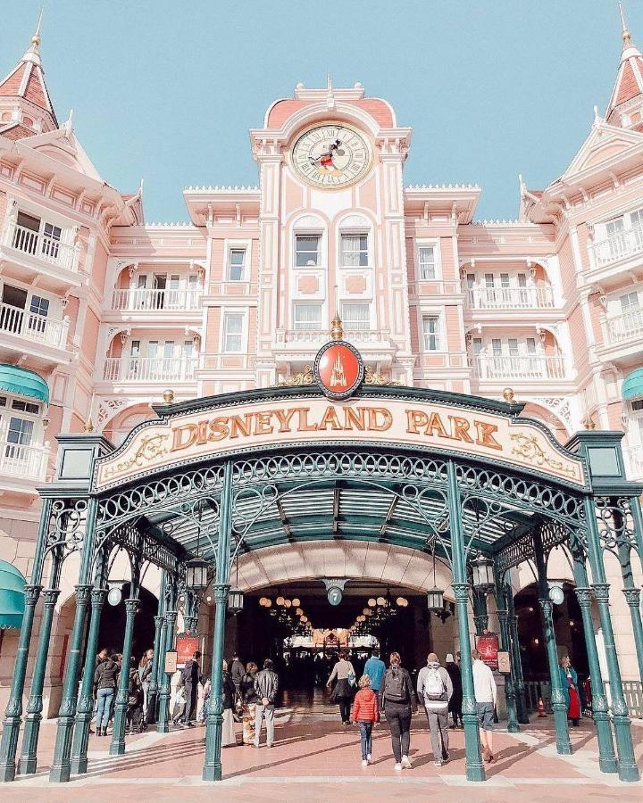 Disneyland Paris 1 Mile Серрі Екстер'єр фото